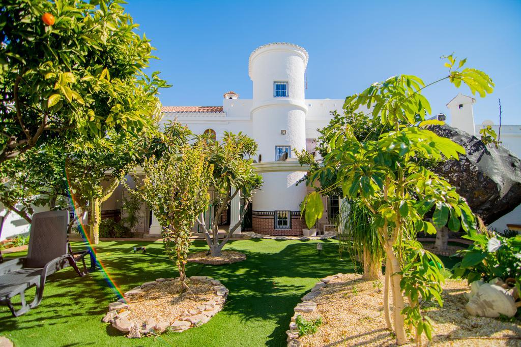 16:9 Los Molinos Suites Almería Zimmer foto