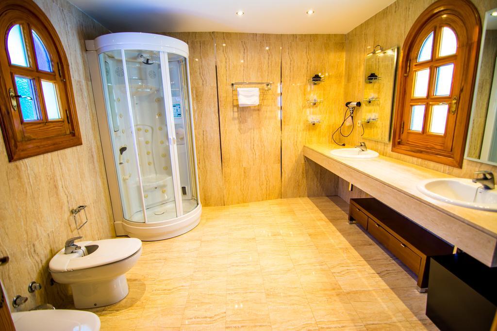 16:9 Los Molinos Suites Almería Zimmer foto